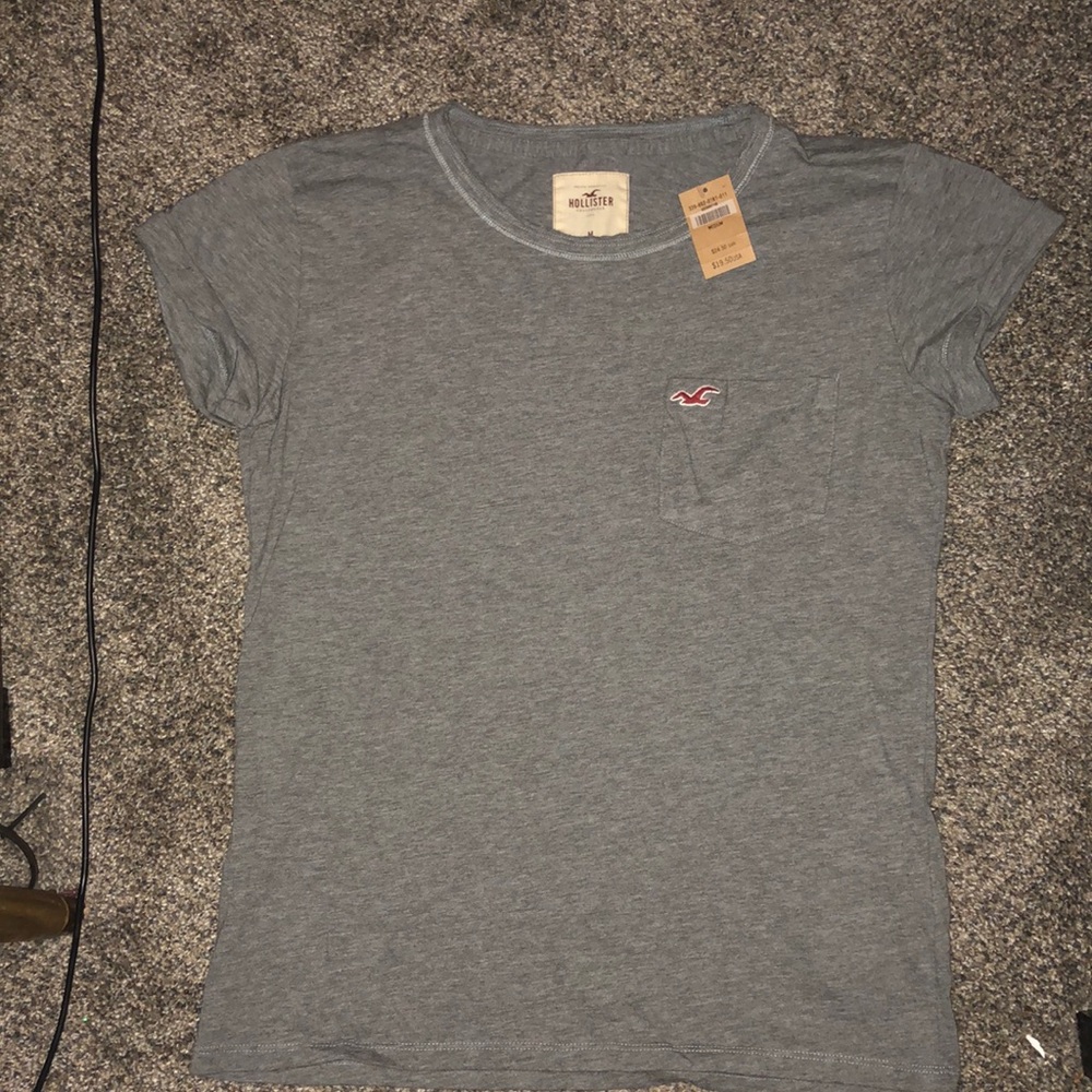 Unworn Hollister T-shirt